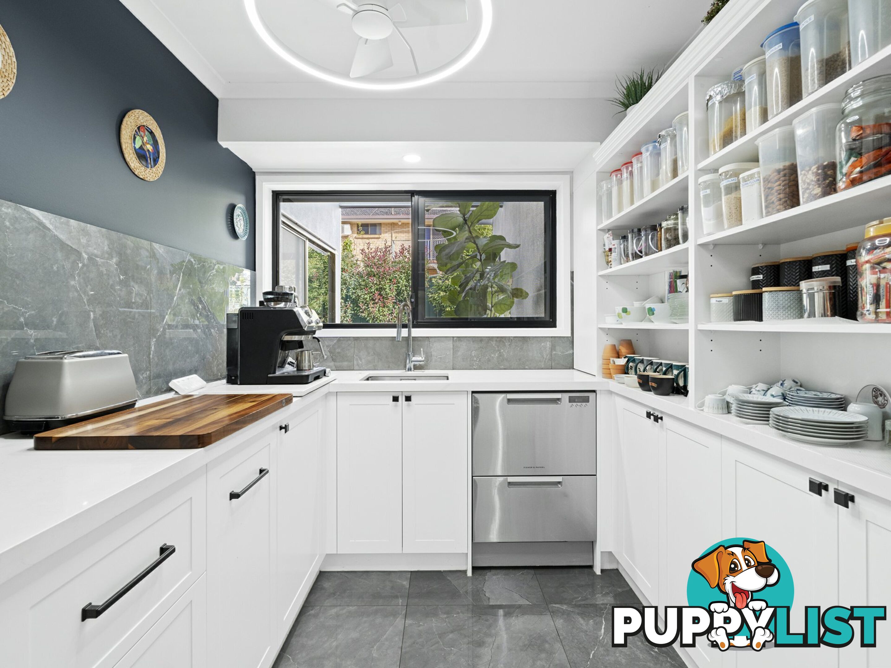 11 Kernow Street ROBERTSON QLD 4109