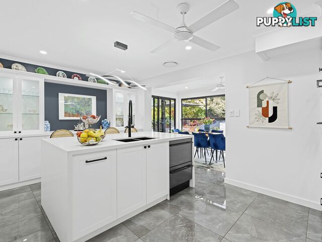 11 Kernow Street ROBERTSON QLD 4109