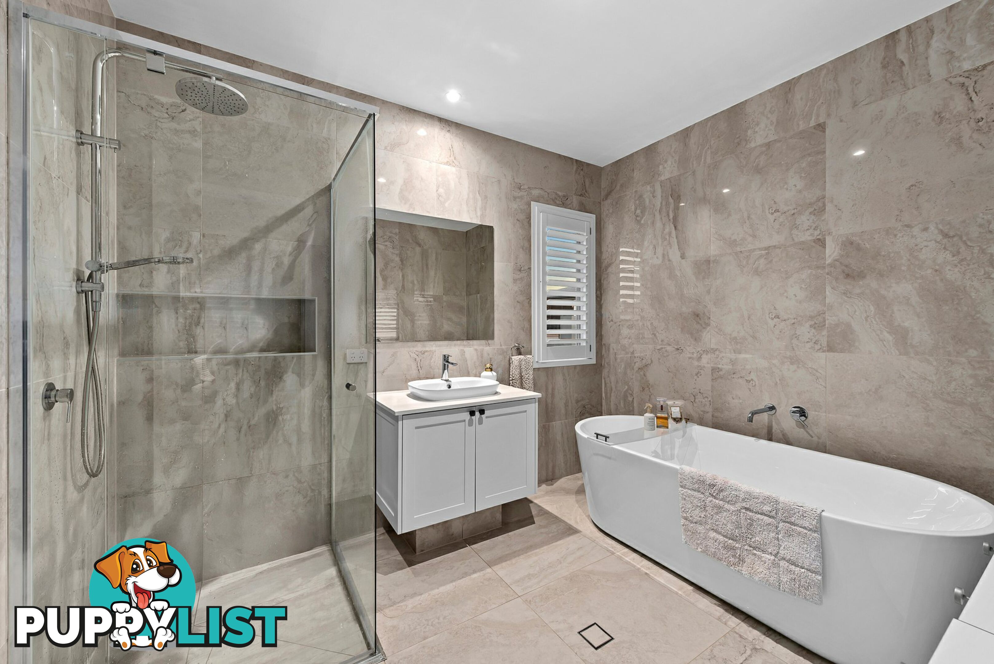 15 Bock Street ROCHEDALE QLD 4123