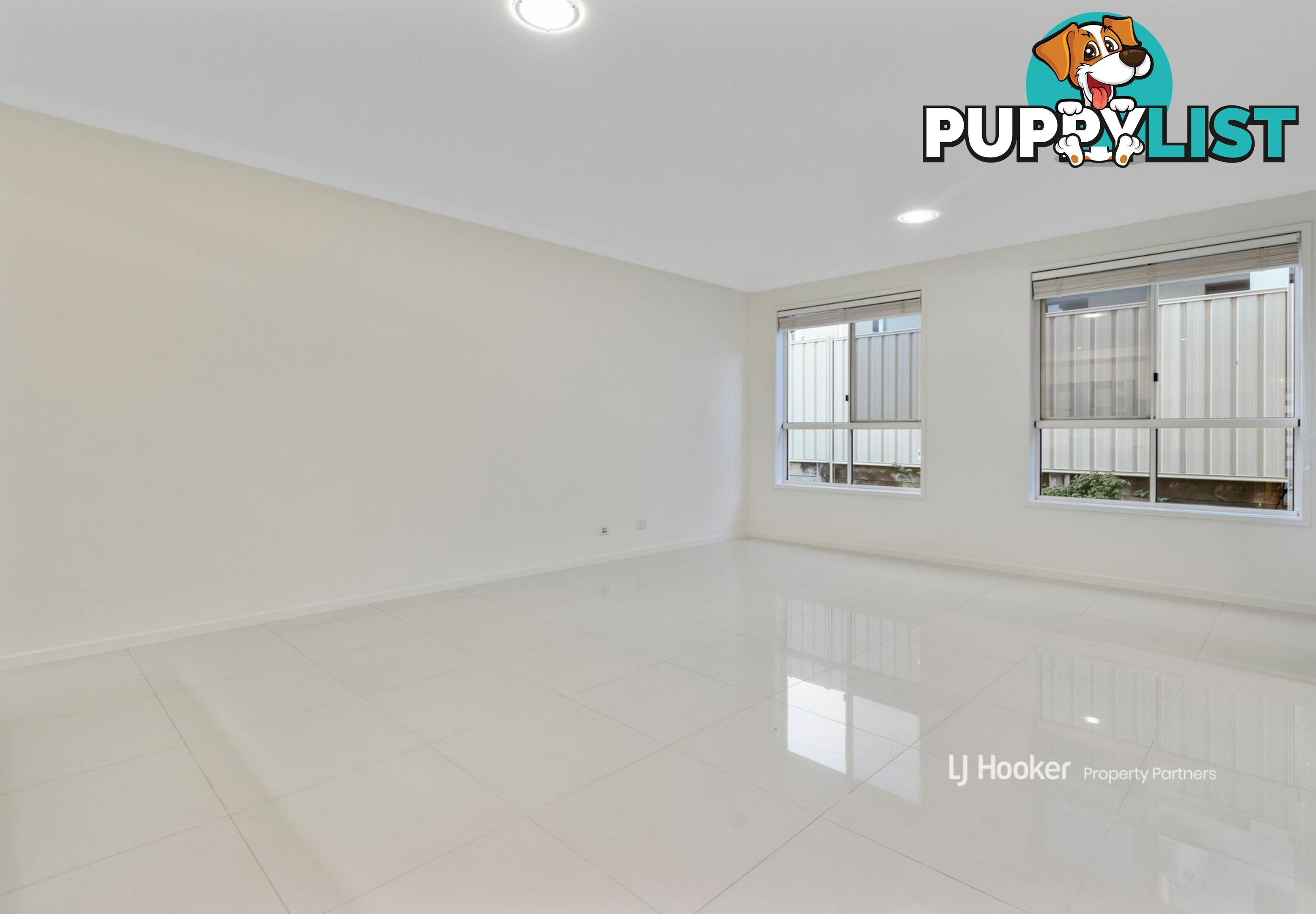 8 Golden Place ROBERTSON QLD 4109