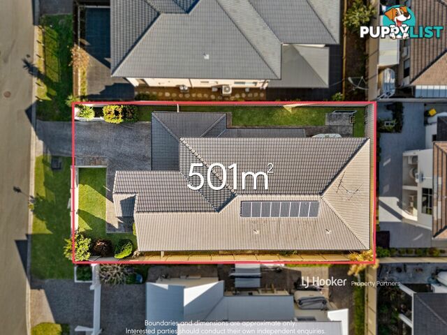 8 Golden Place ROBERTSON QLD 4109