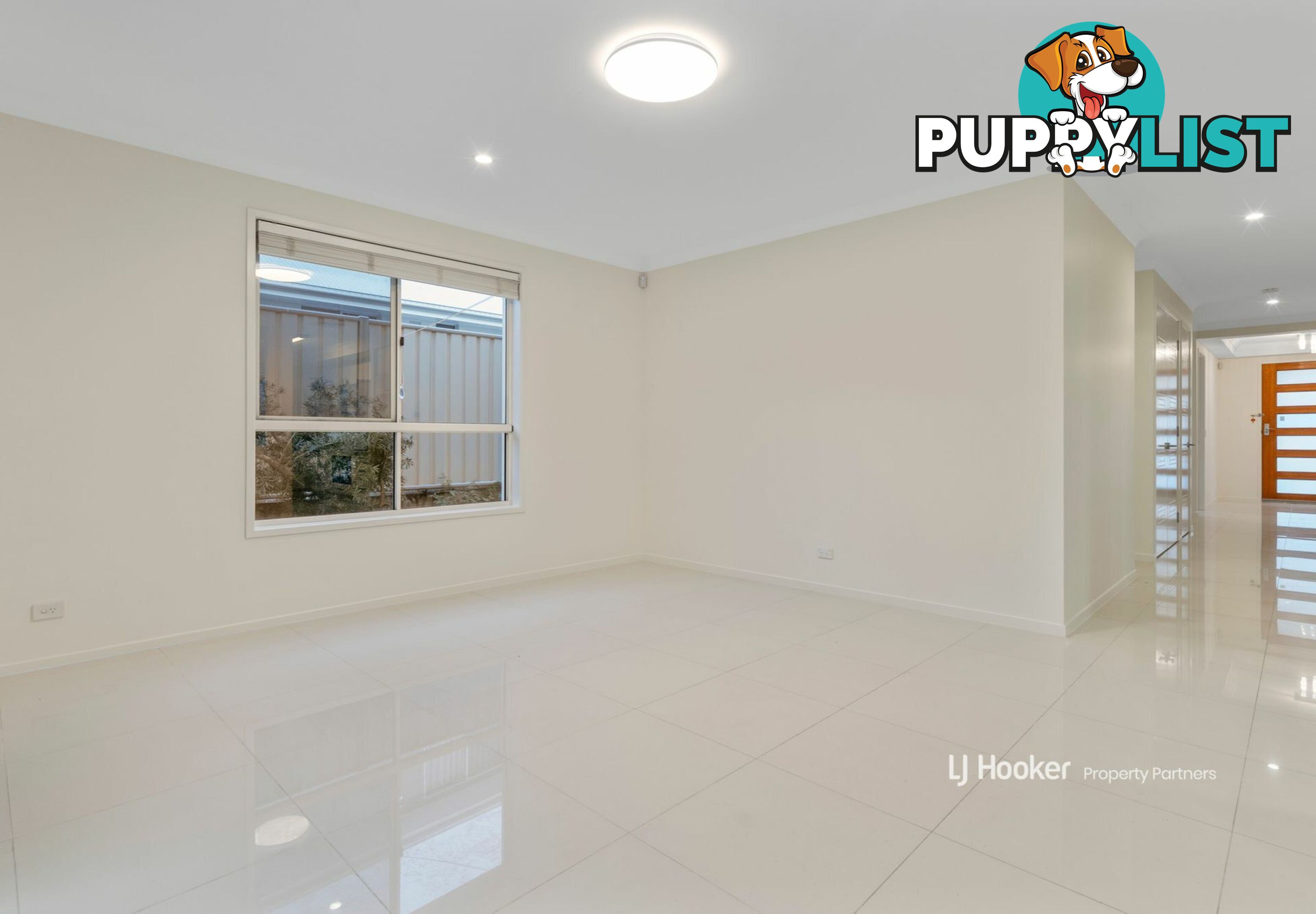 8 Golden Place ROBERTSON QLD 4109