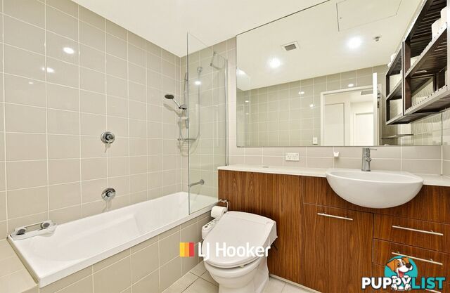 702/2 RIDER BLVD RHODES NSW 2138