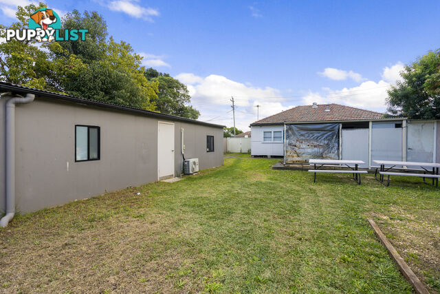 4 Fowler Rd MERRYLANDS NSW 2160