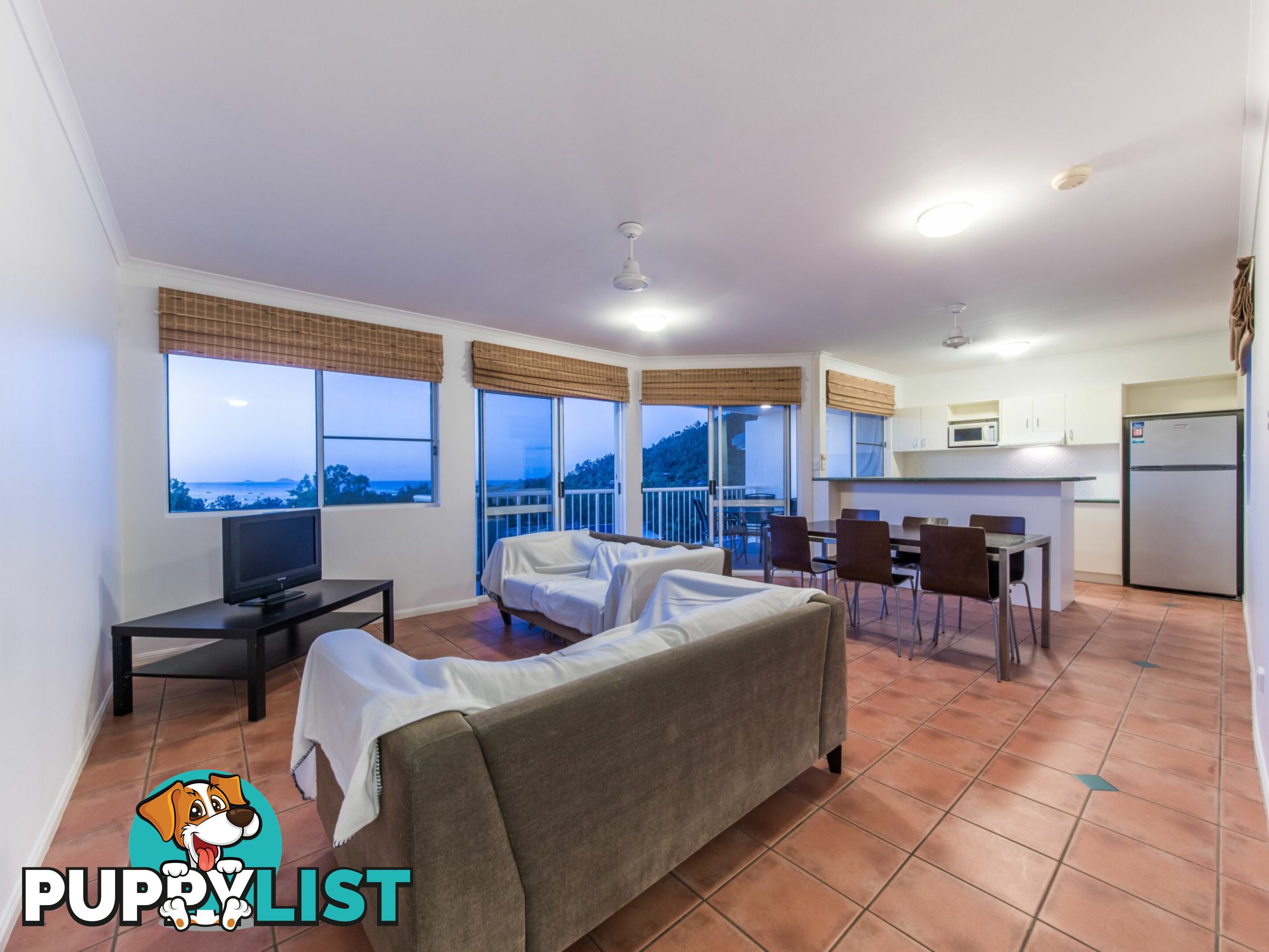 32/8-12 Eshelby Drive CANNONVALE QLD 4802