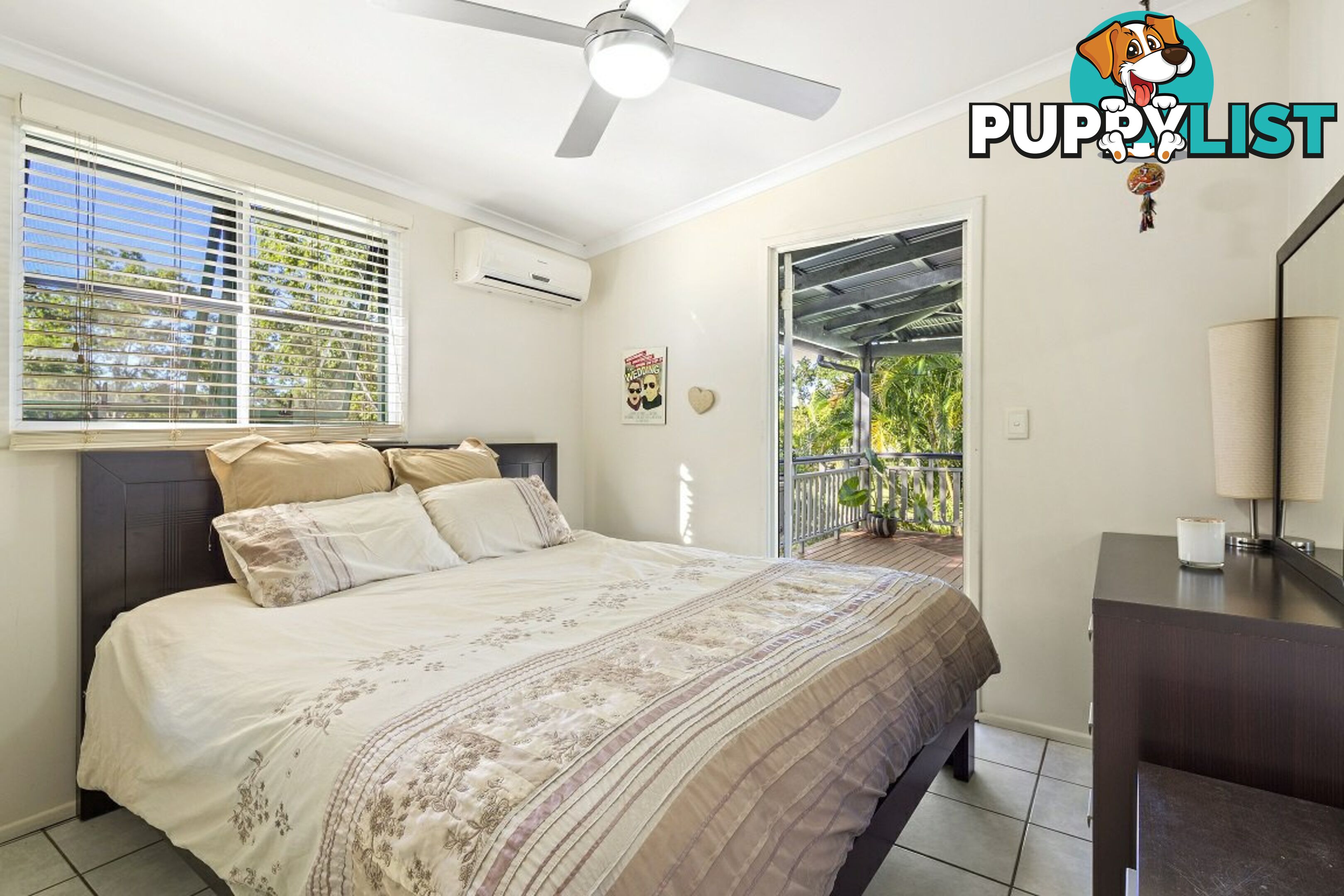 18 Moon Crescent SUGARLOAF QLD 4800