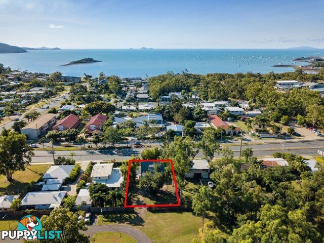 200 Shute Harbour Road CANNONVALE QLD 4802