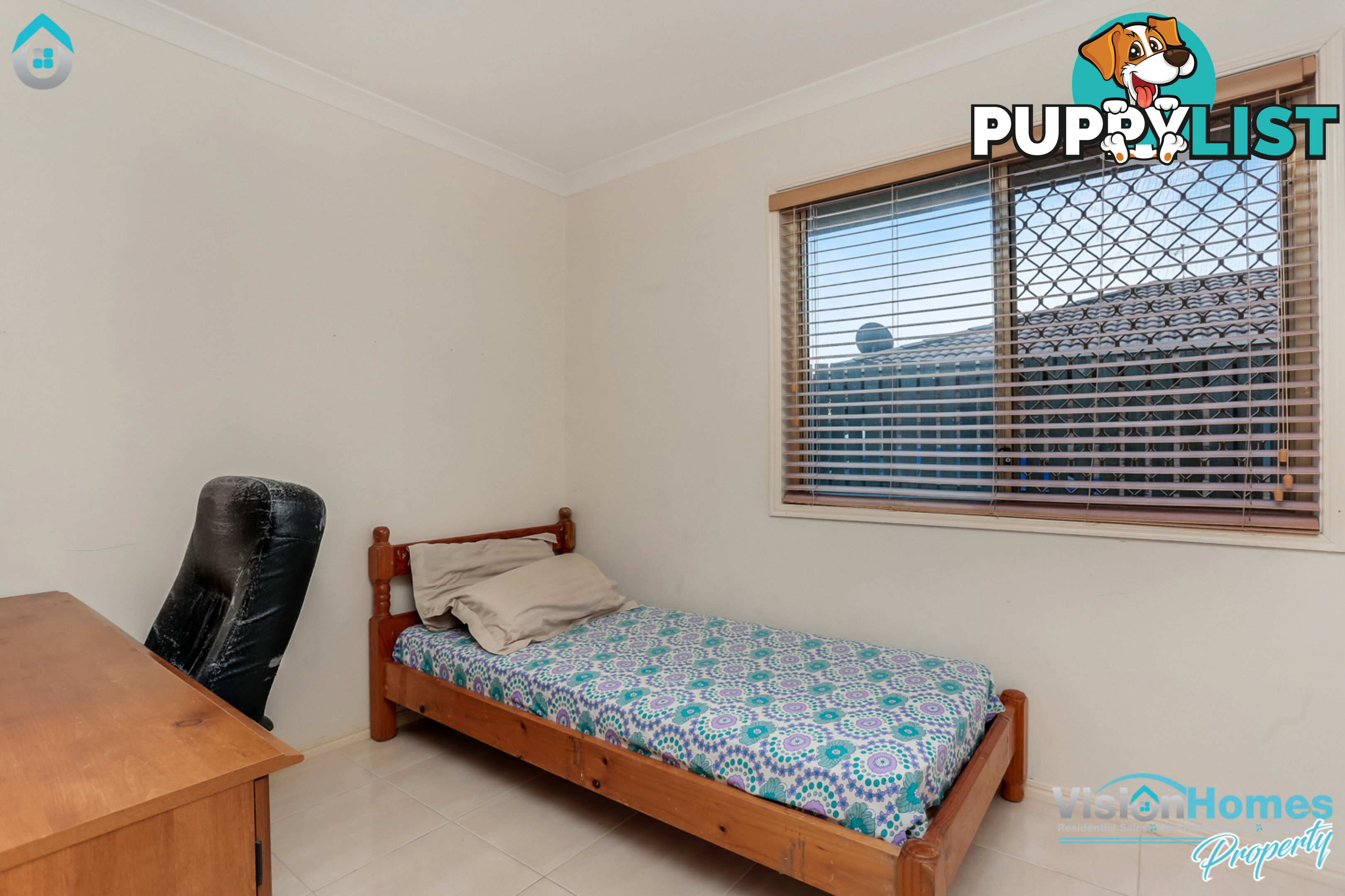 18 Geaney Boulevard CRESTMEAD QLD 4132