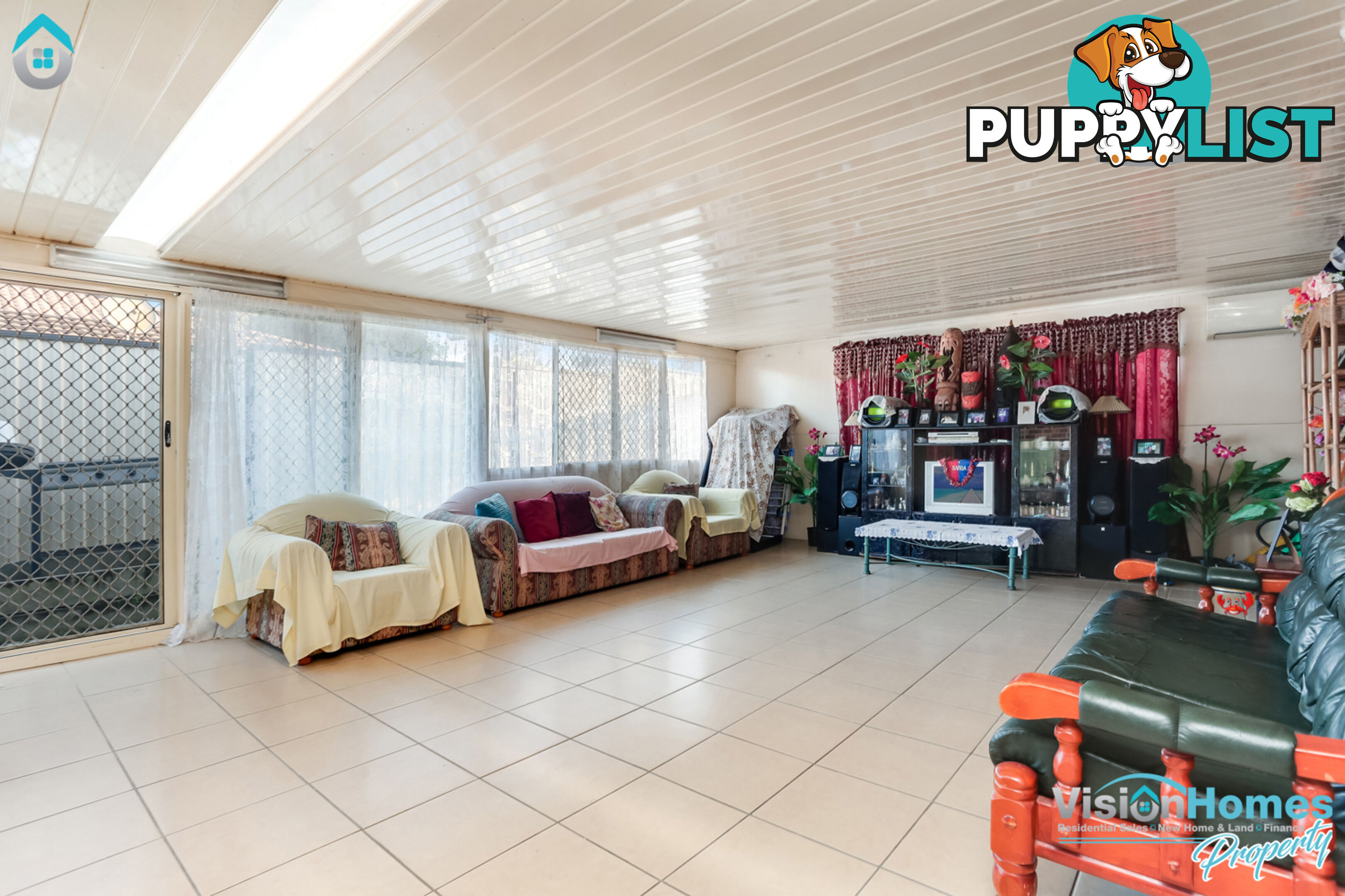 18 Geaney Boulevard CRESTMEAD QLD 4132