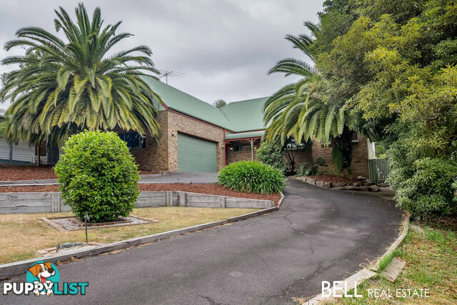 17 Rangeview Road MOUNT EVELYN VIC 3796