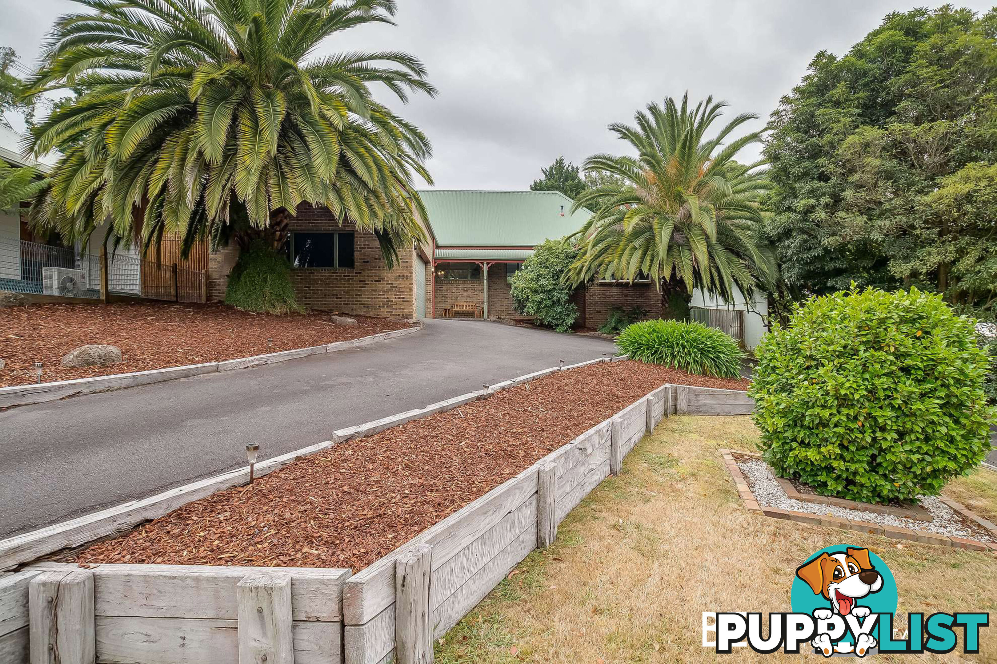 17 Rangeview Road MOUNT EVELYN VIC 3796