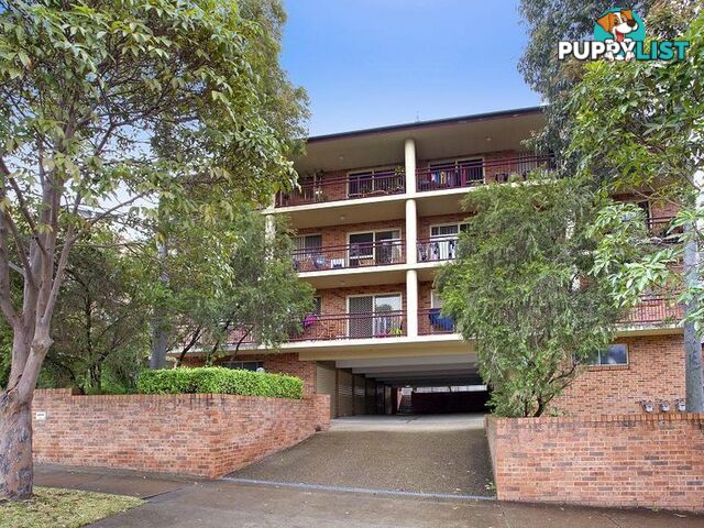 2/17 Mill Street CARLTON NSW 2218