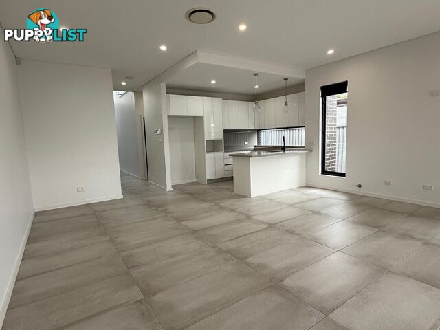 72A Mcclean Street GEORGES HALL NSW 2198
