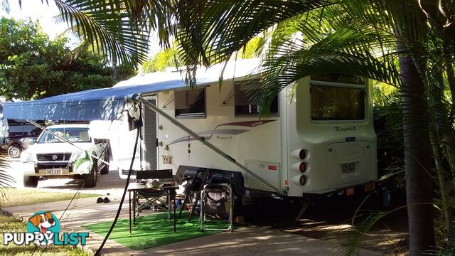 Travelhome Macquarie 25foot 5th Wheeler and Rodeo Twin Cab as a Package