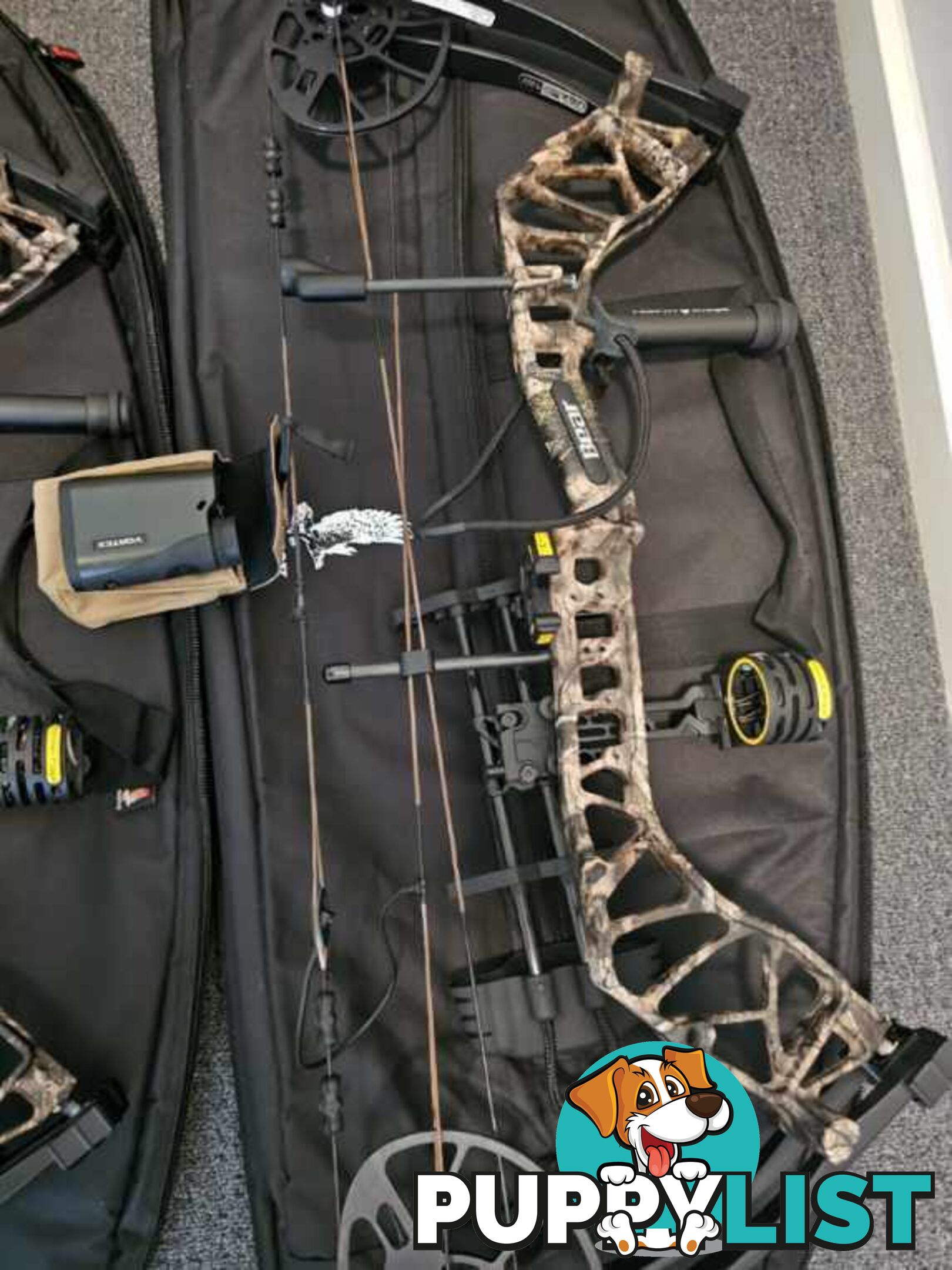 2 x 70LB Compound Bows and Hunting/ Archery Package