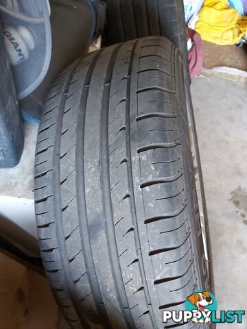 lenso 18in 115x5 wrapped in Gt champiro HP Y 235/60 R18 107V Xl Tires In excellent condition