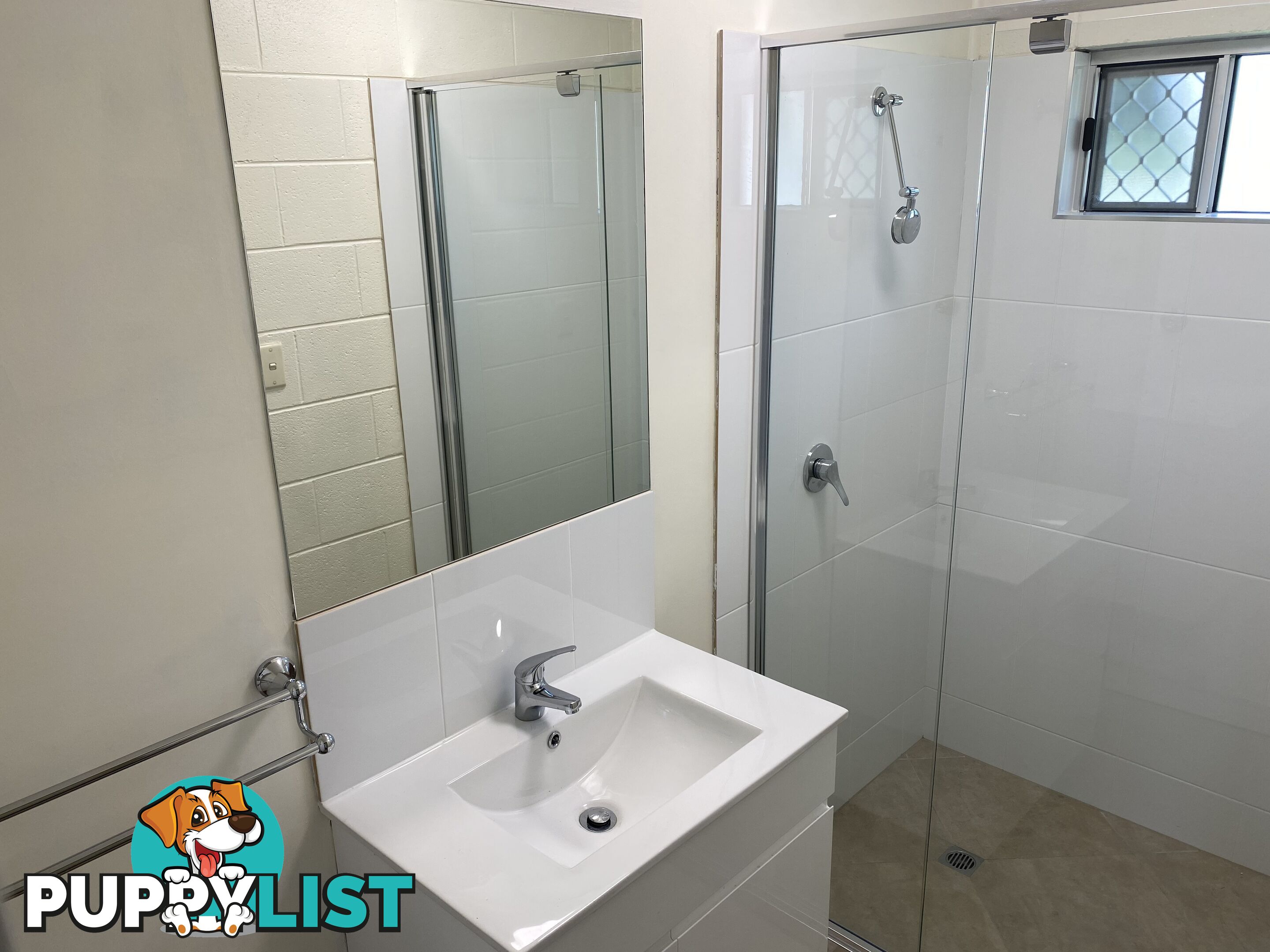 Unit 1 8 Bent St Mundingburra QLD 4812