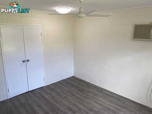 Unit 1 8 Bent St Mundingburra QLD 4812