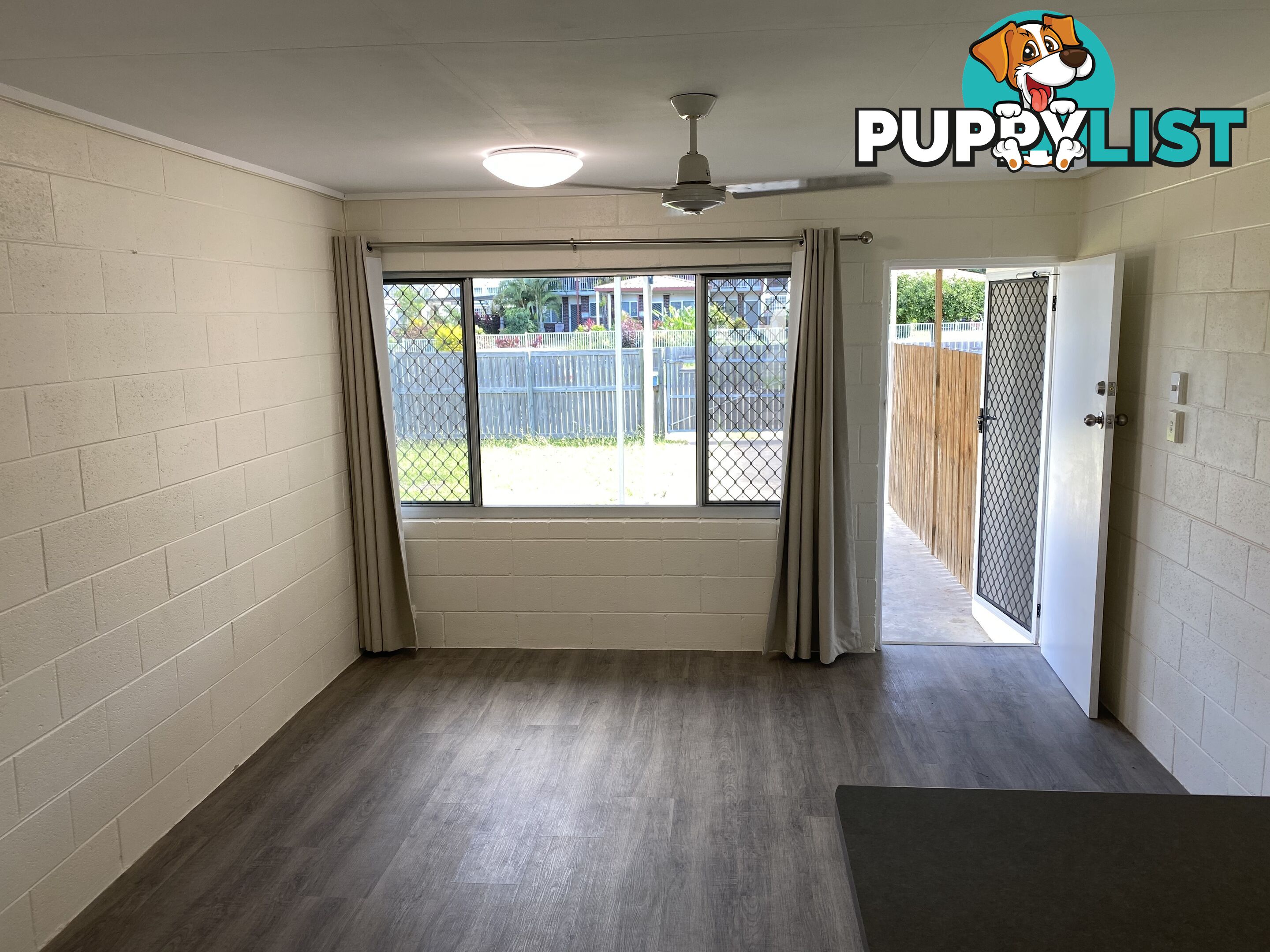 Unit 1 8 Bent St Mundingburra QLD 4812