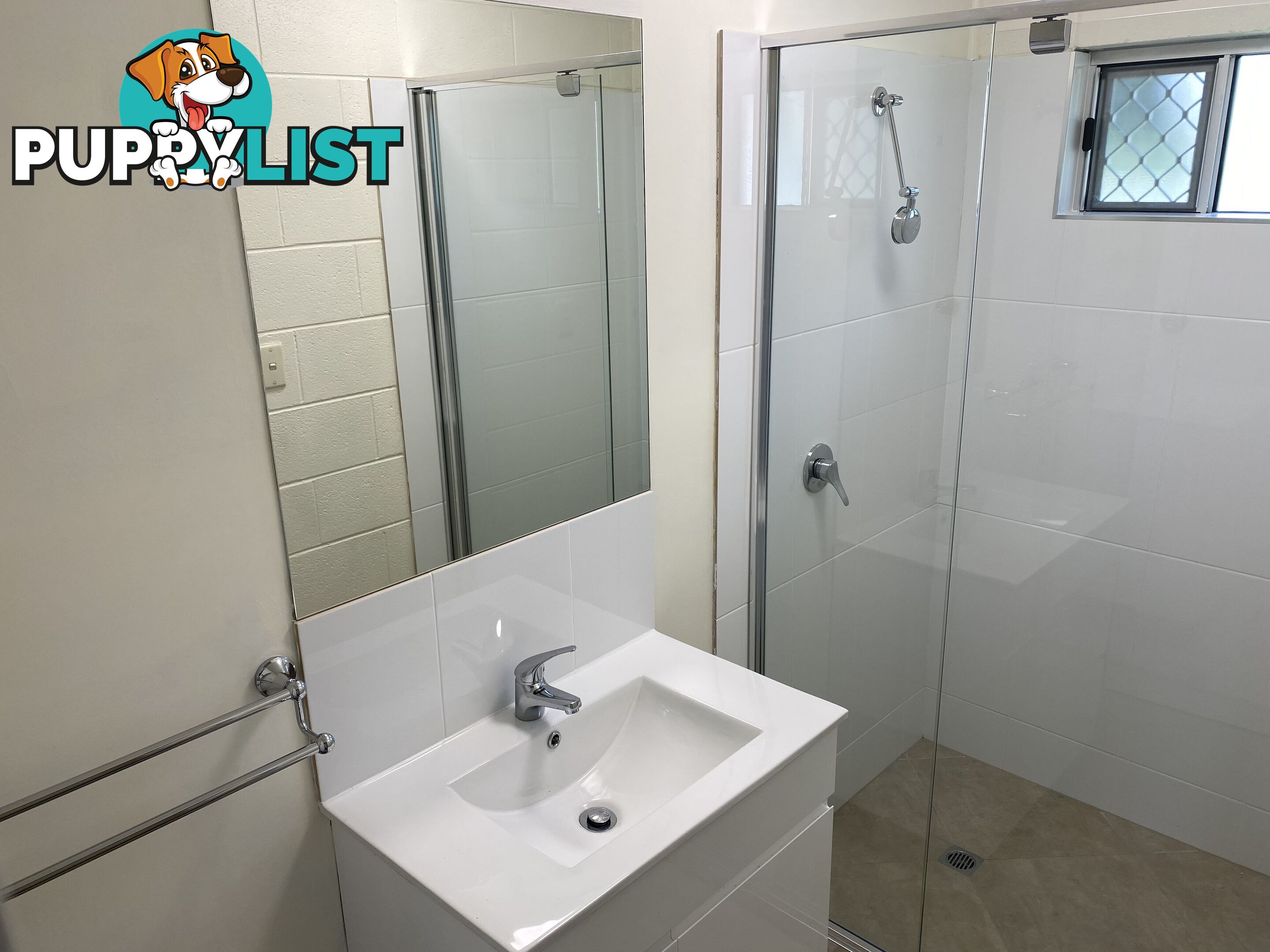 Unit 1 8 Bent St Mundingburra QLD 4812