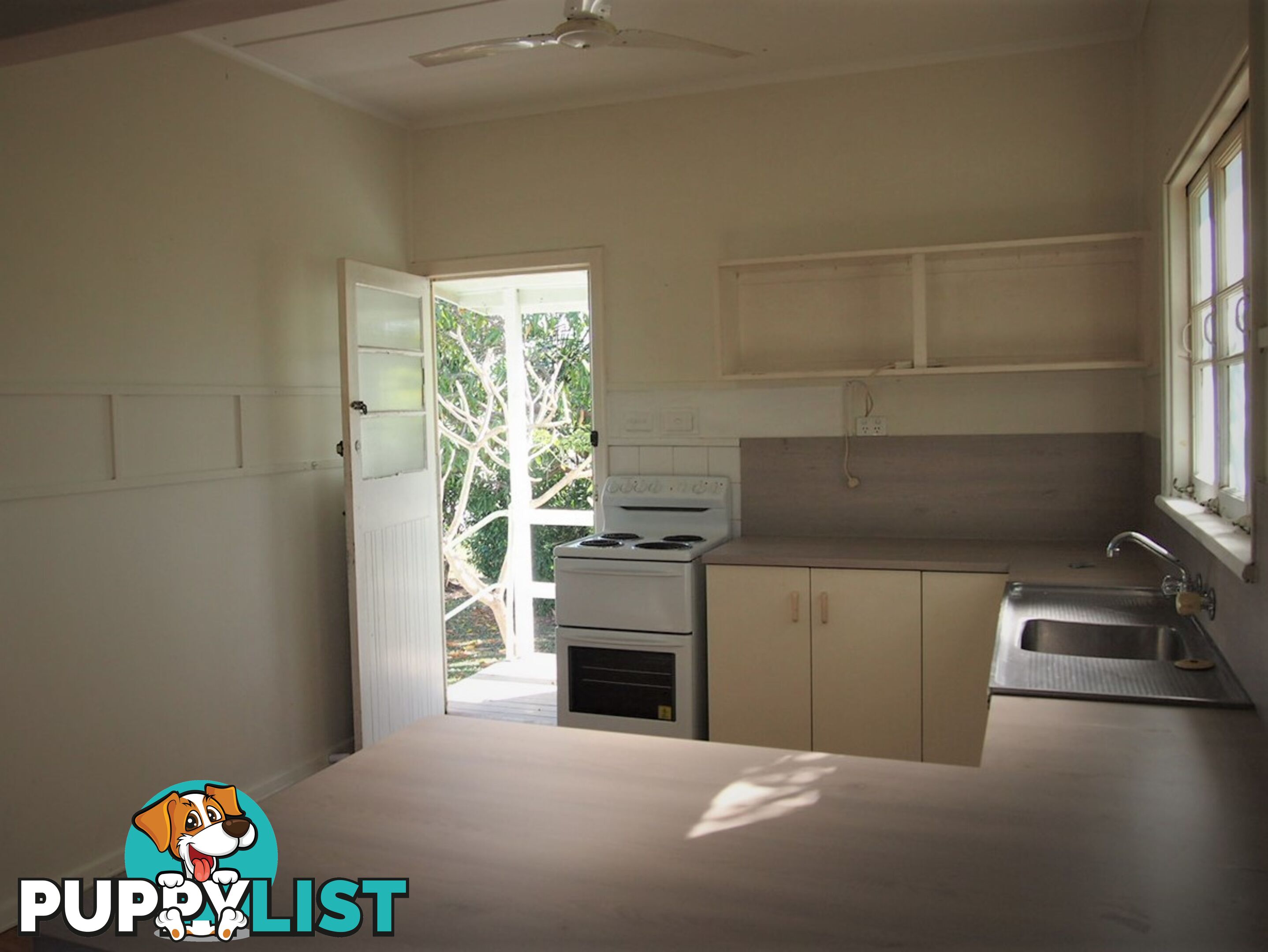 69 Albury St Pimlico QLD 4812