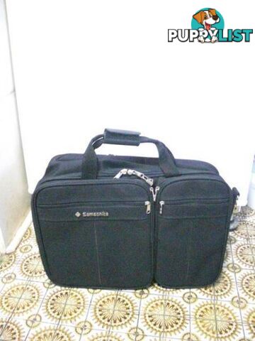 SAMSONITE BAG 550MM X 360MM AS NEW CONDITION PICKUP OR POST PICKU