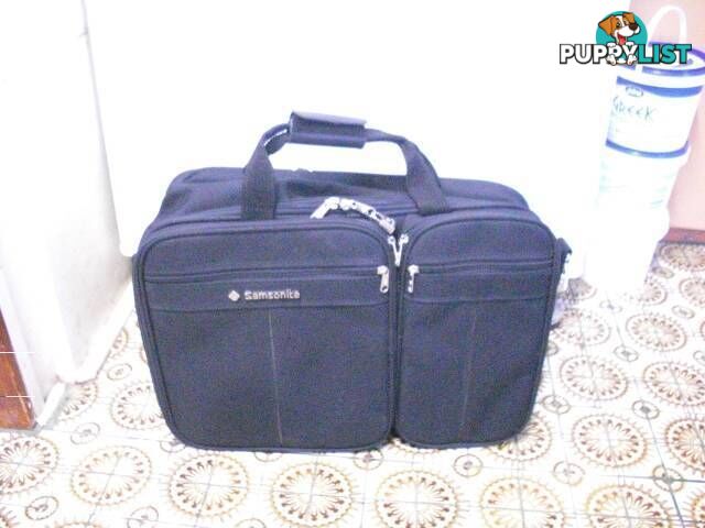 SAMSONITE BAG 550MM X 360MM AS NEW CONDITION PICKUP OR POST PICKU