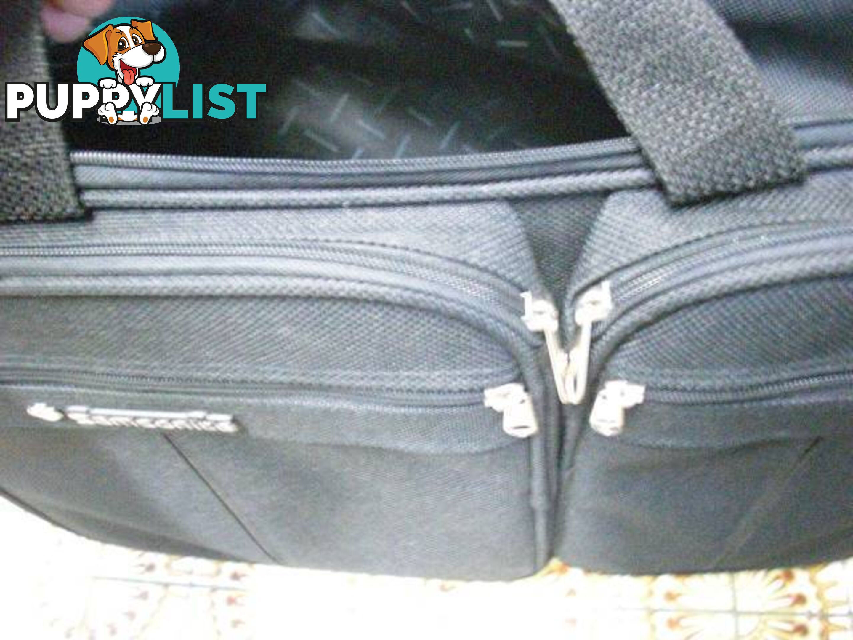 SAMSONITE BAG 550MM X 360MM AS NEW CONDITION PICKUP OR POST PICKU