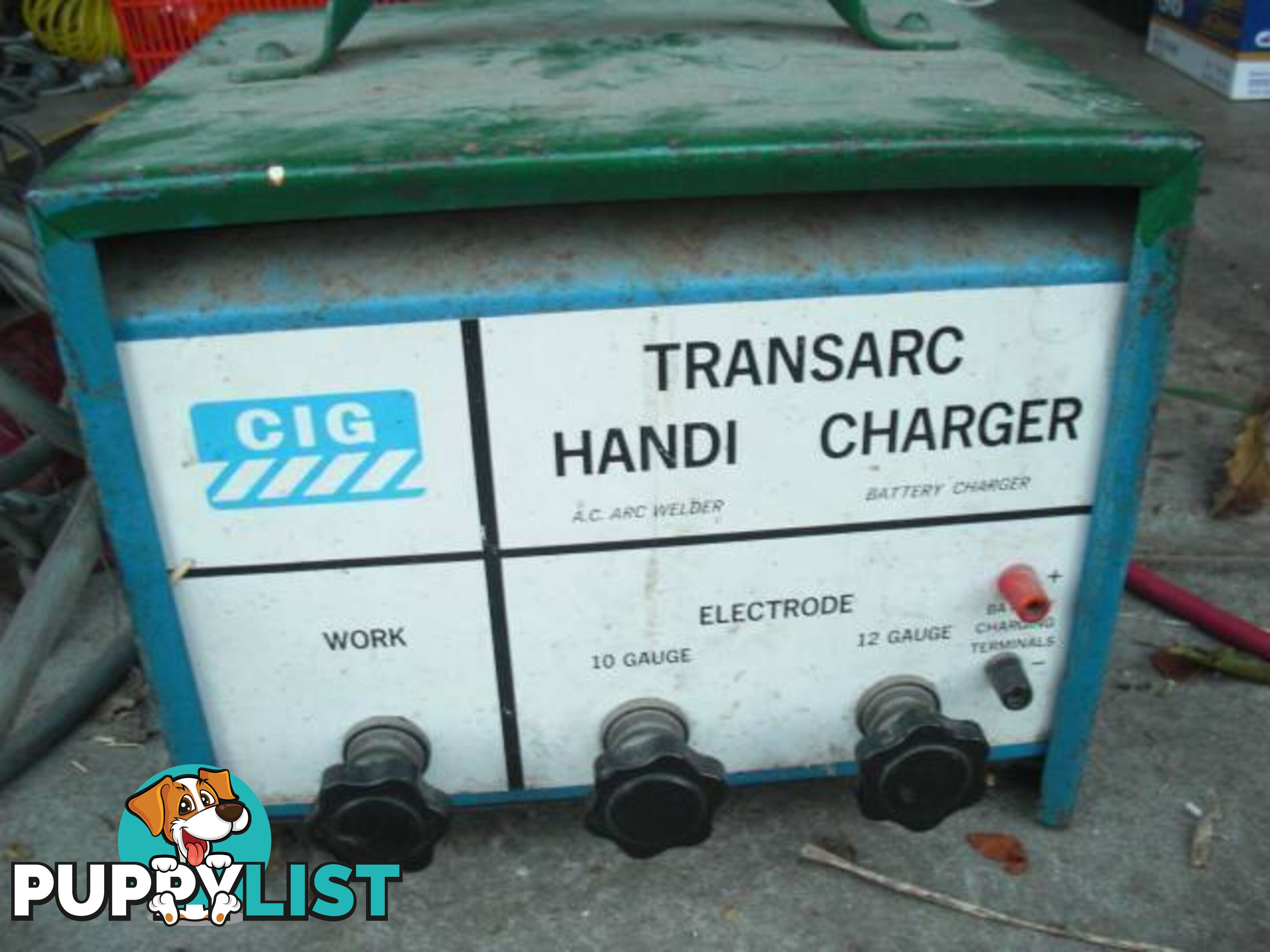 CIG TRANSARC HANDI CHAGER /WELDER MADE IN AUSTRALIA