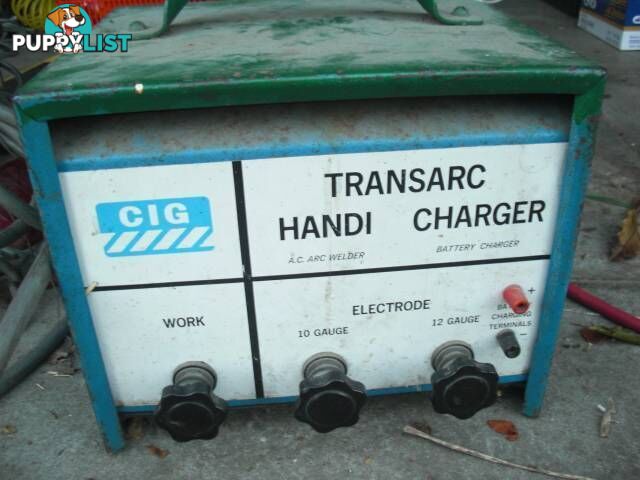 CIG TRANSARC HANDI CHAGER /WELDER MADE IN AUSTRALIA