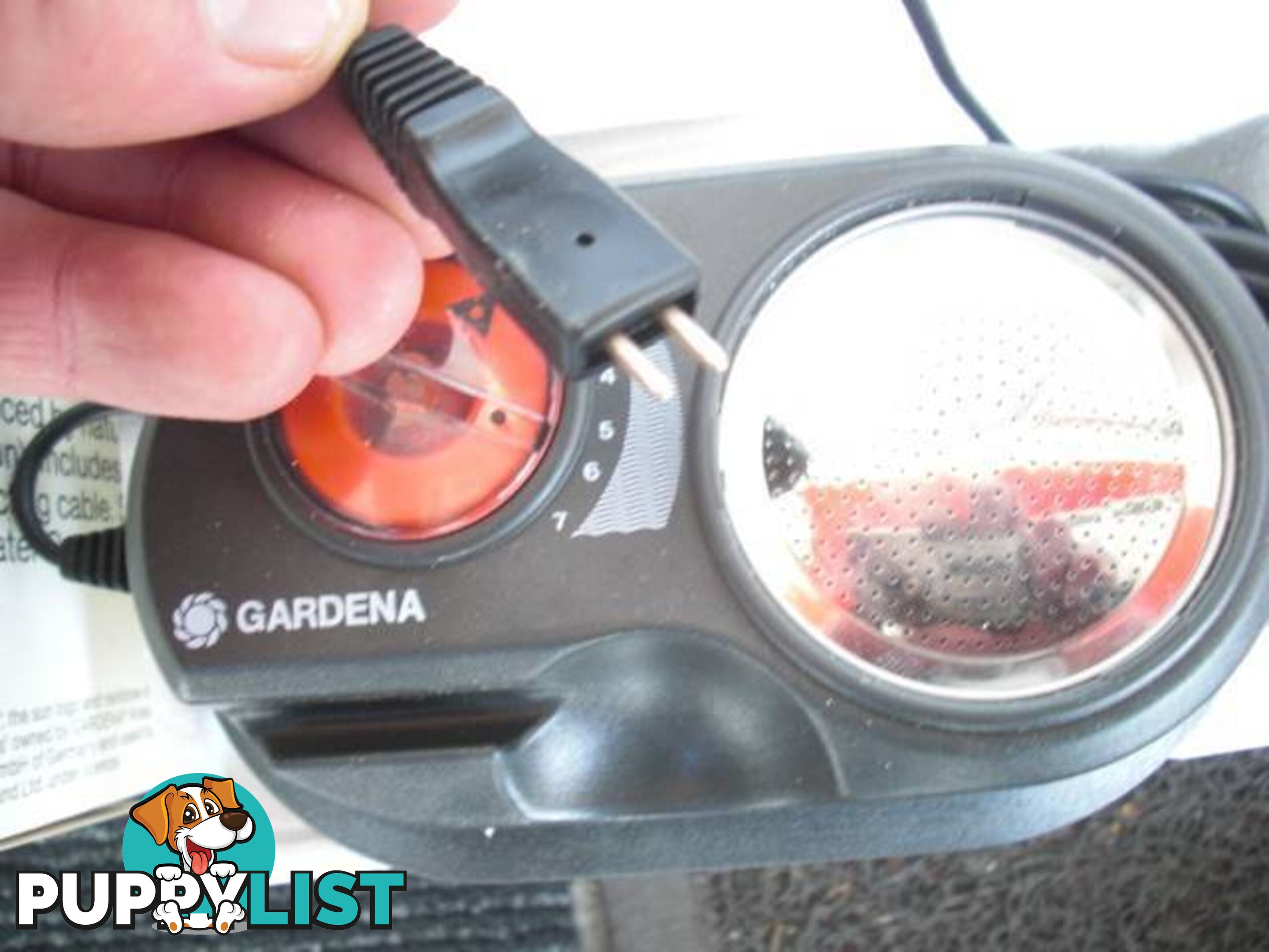 .gardena moisture meter activate when adjustable moisture setting