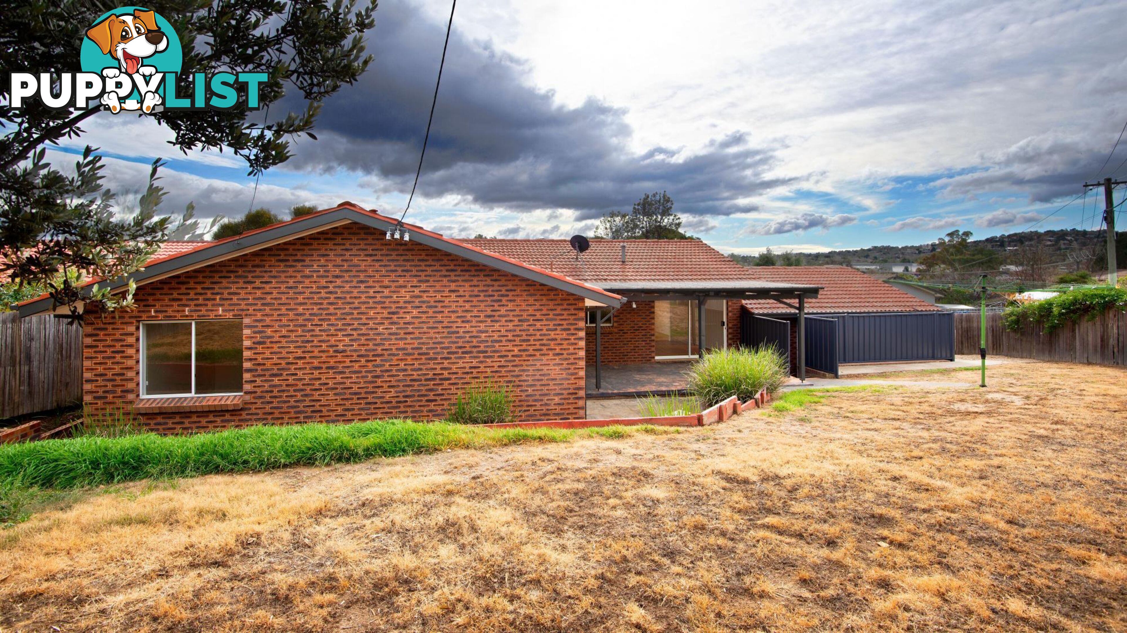 17 Sturdee Crescent MONASH ACT 2904