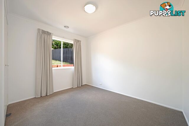 17 Sturdee Crescent MONASH ACT 2904