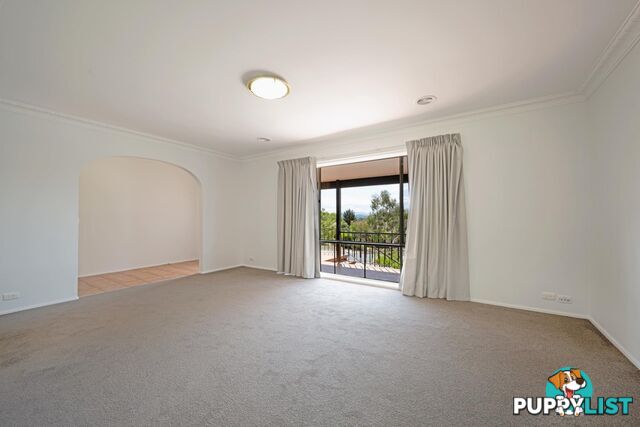 17 Sturdee Crescent MONASH ACT 2904