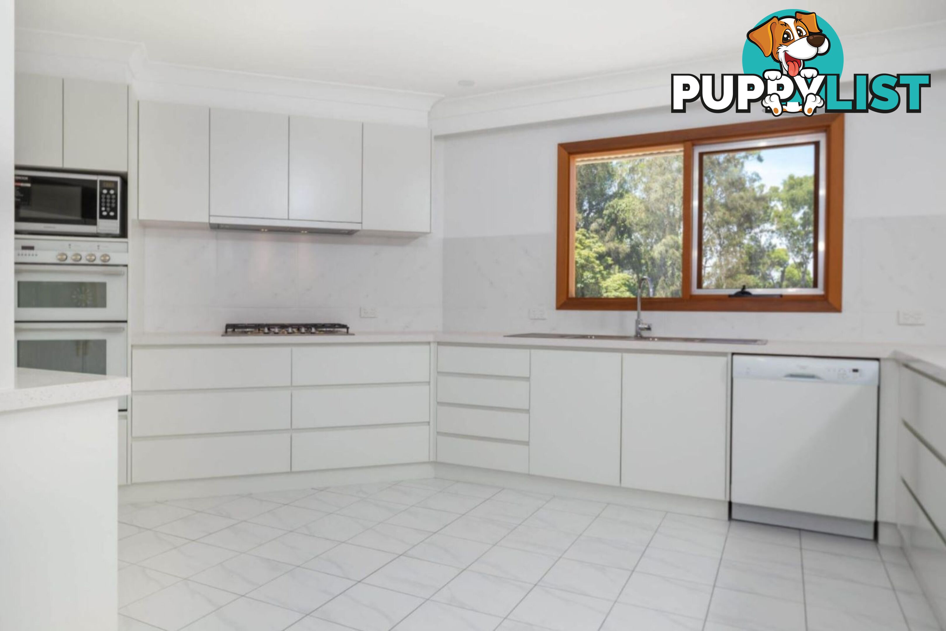 42 Peninsula Drive BATEMANS BAY NSW 2536