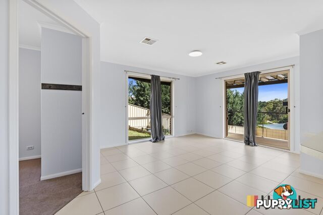 8 Ling Place KARABAR NSW 2620