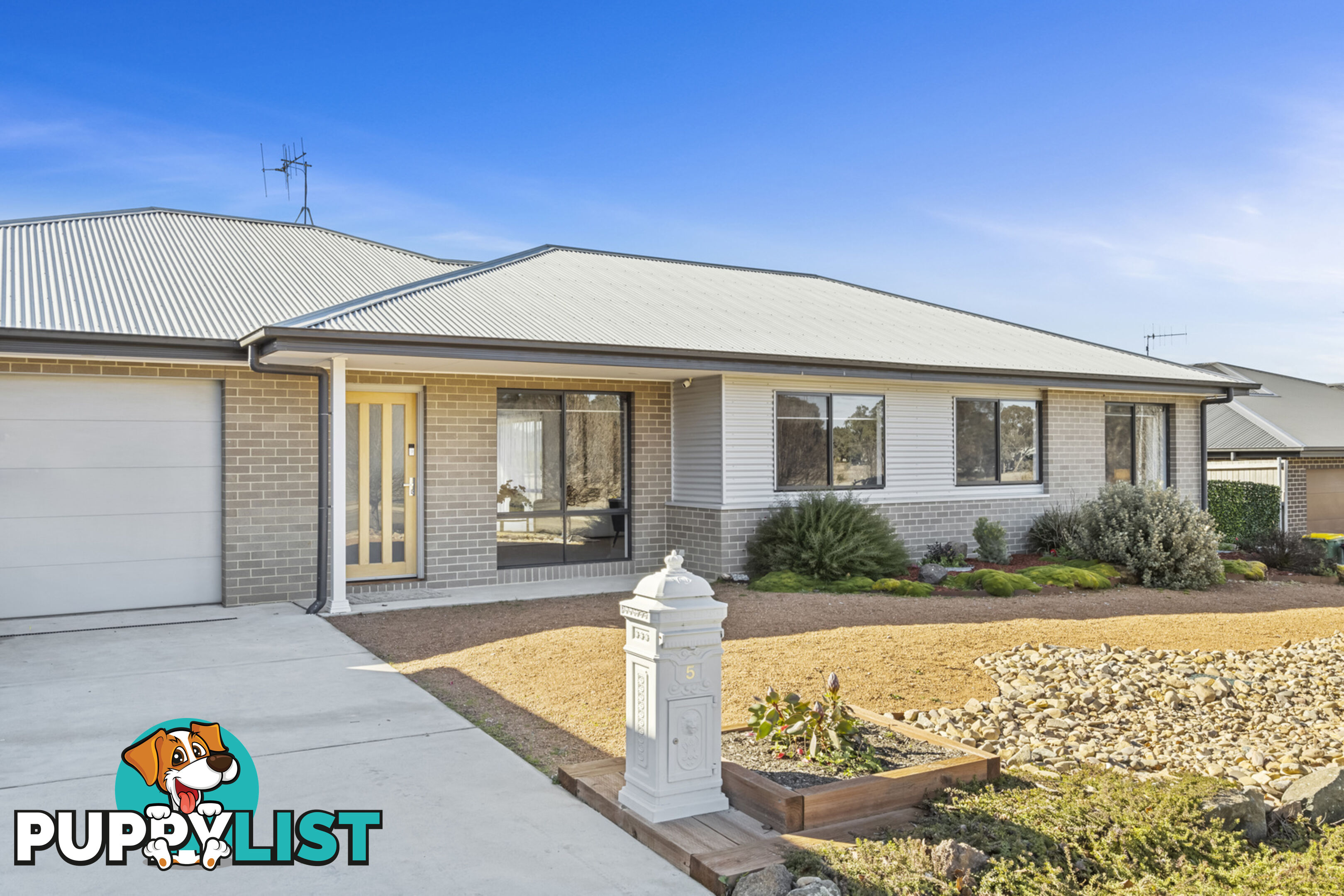 5 Helen Street MURRUMBATEMAN NSW 2582