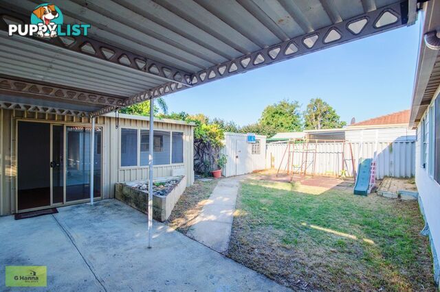 18 Navel Close Seville Grove, WA 6112