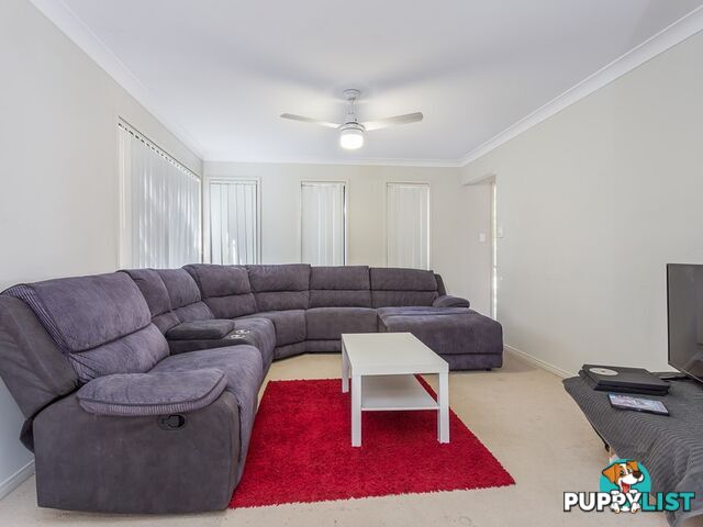 2/17 Golden Crest Pl BELLBOWRIE QLD 4070