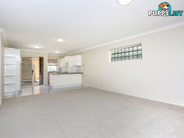 2/206 Bonney Avenue CLAYFIELD QLD 4011