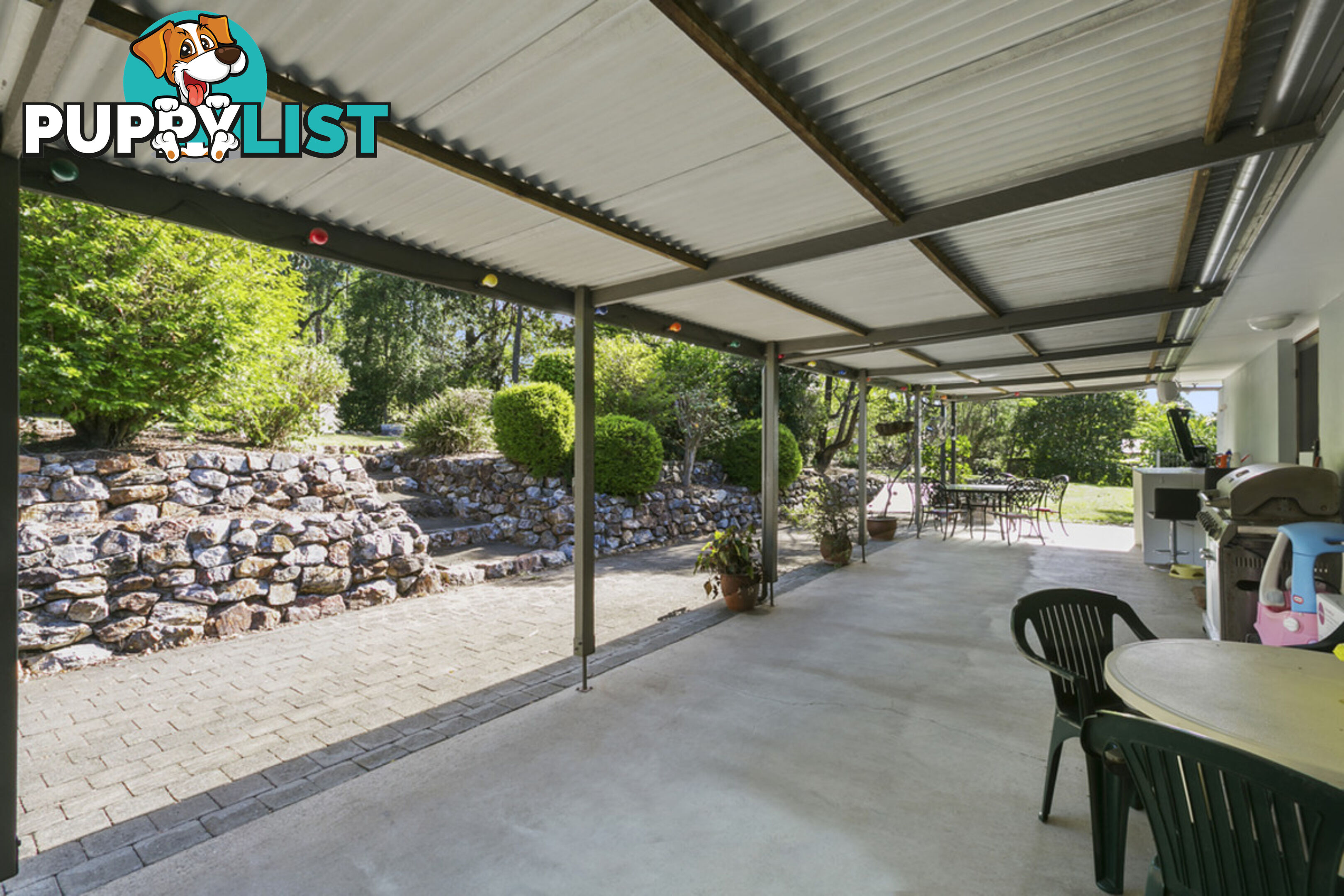 50 Winderadeen Drive HIGHLAND PARK QLD 4211