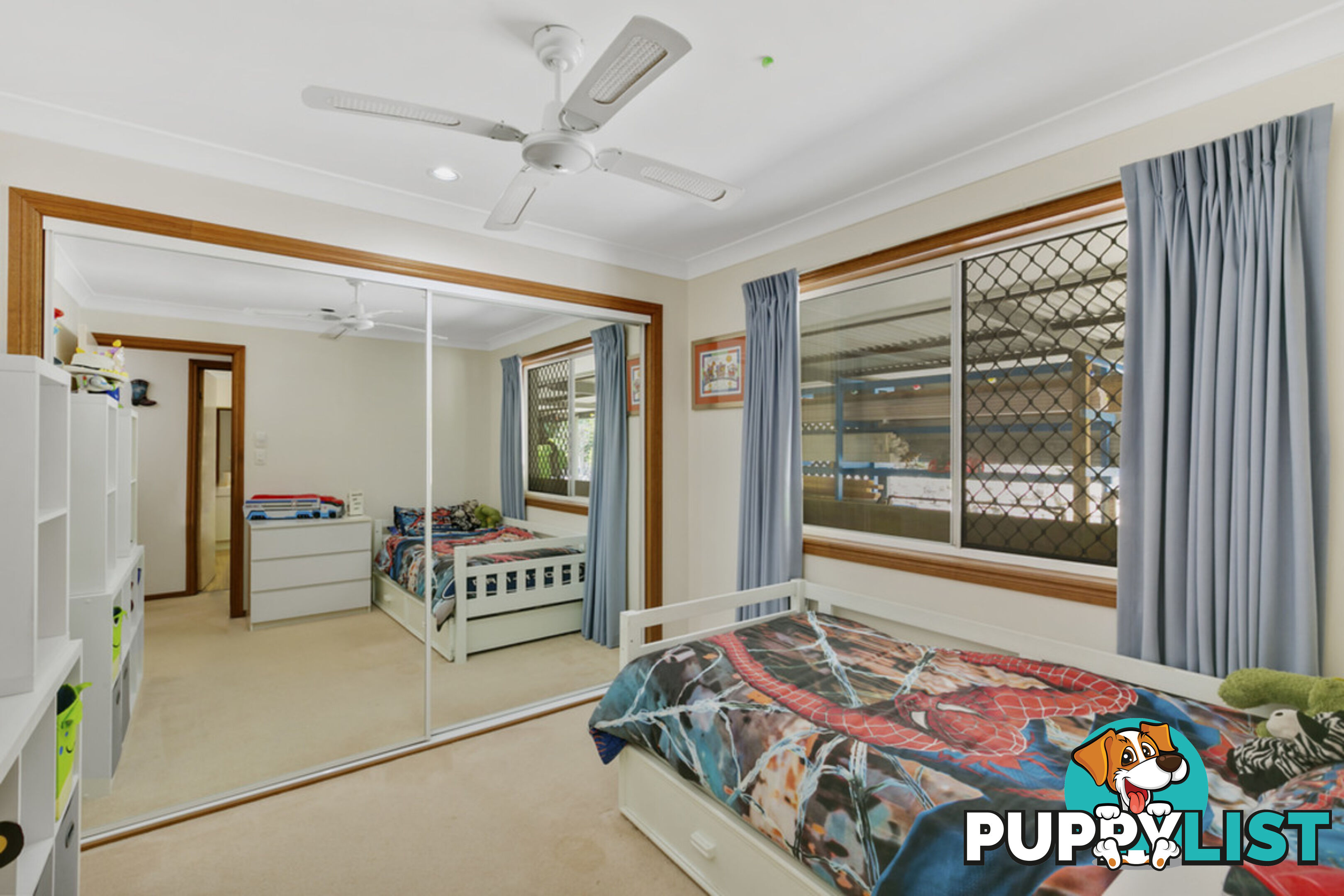 50 Winderadeen Drive HIGHLAND PARK QLD 4211