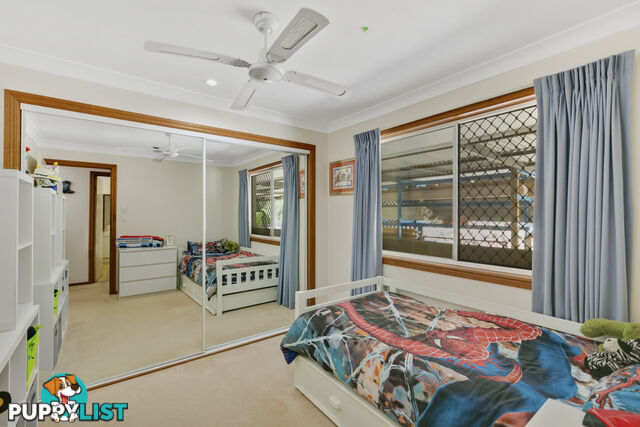 50 Winderadeen Drive HIGHLAND PARK QLD 4211