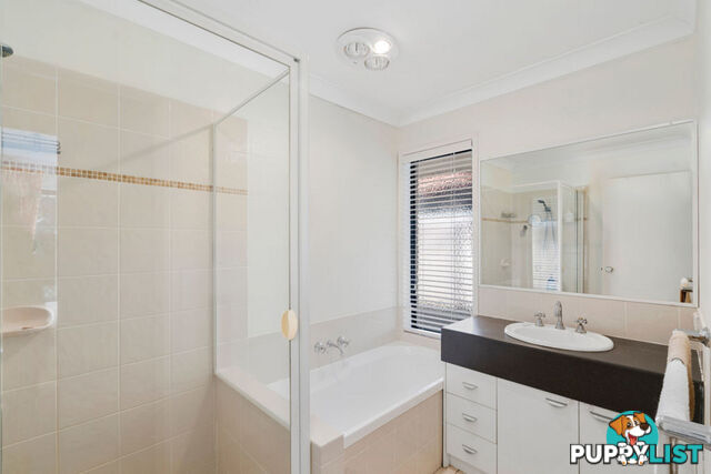 12 Greenbank Circuit CARRARA QLD 4211