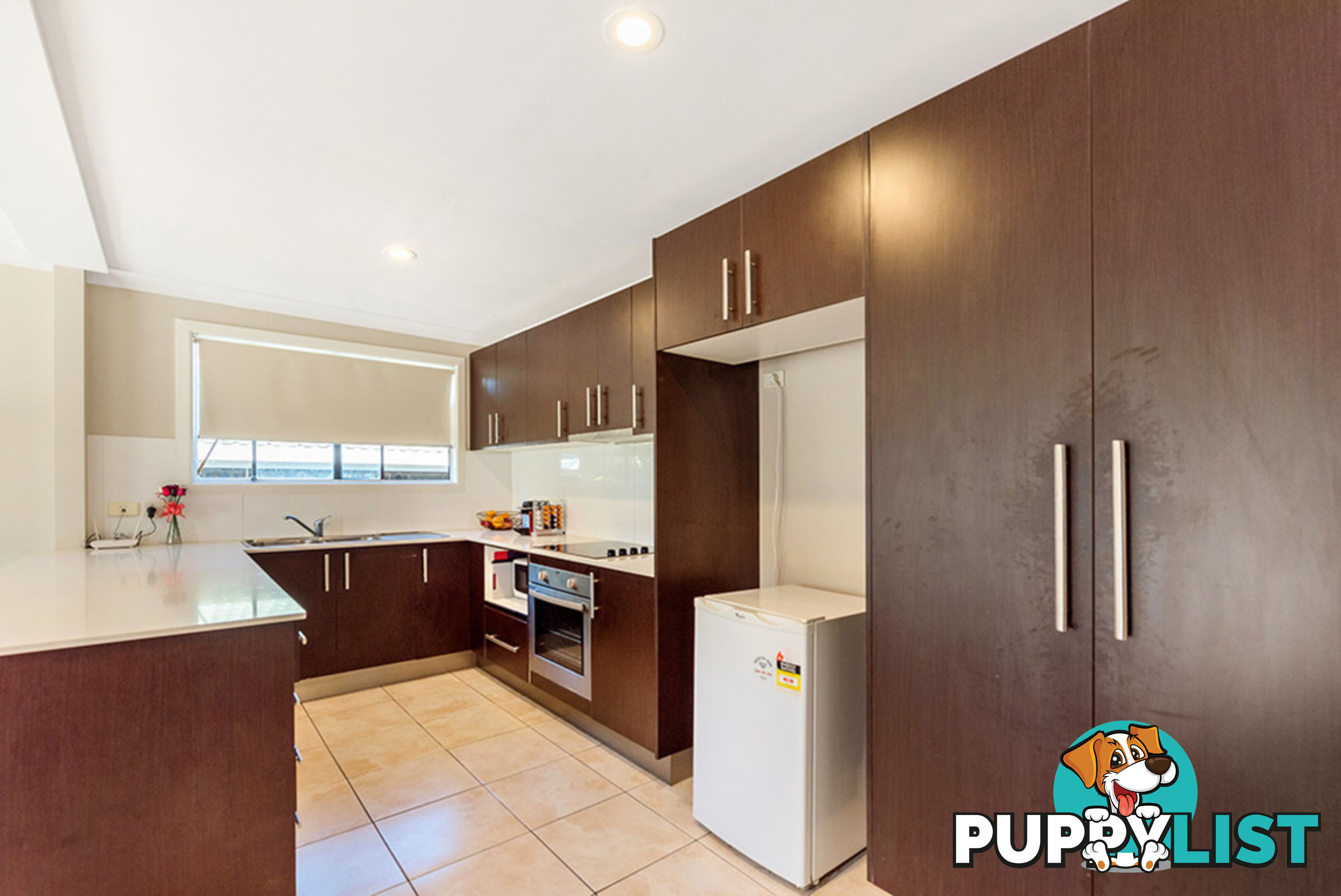 1/8 Onyx Court CARRARA QLD 4211