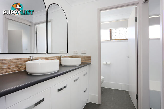 11 Dugandan Street NERANG QLD 4211