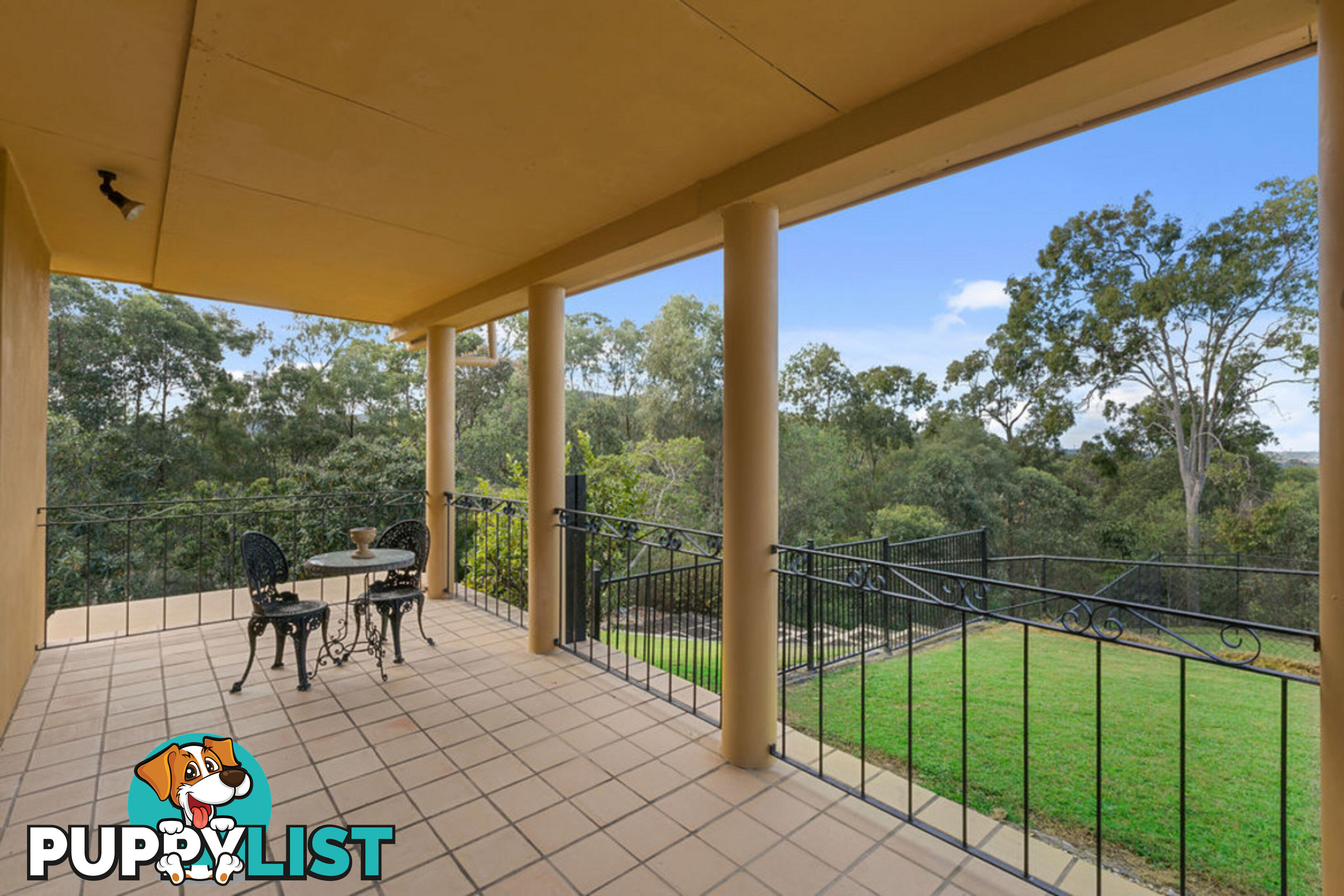 17 Arunta Drive MOUNT NATHAN QLD 4211