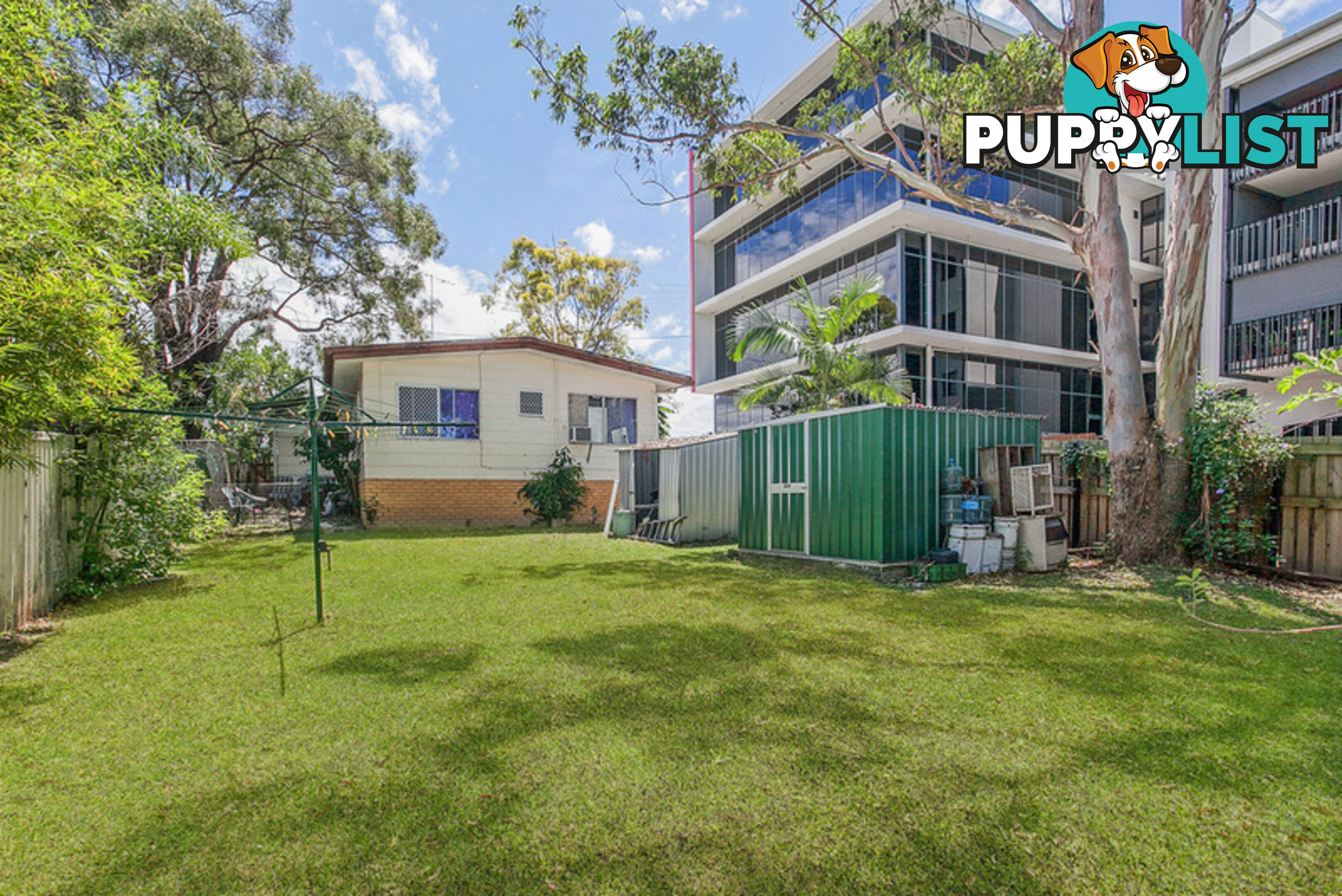 8 Railway Parade NERANG QLD 4211