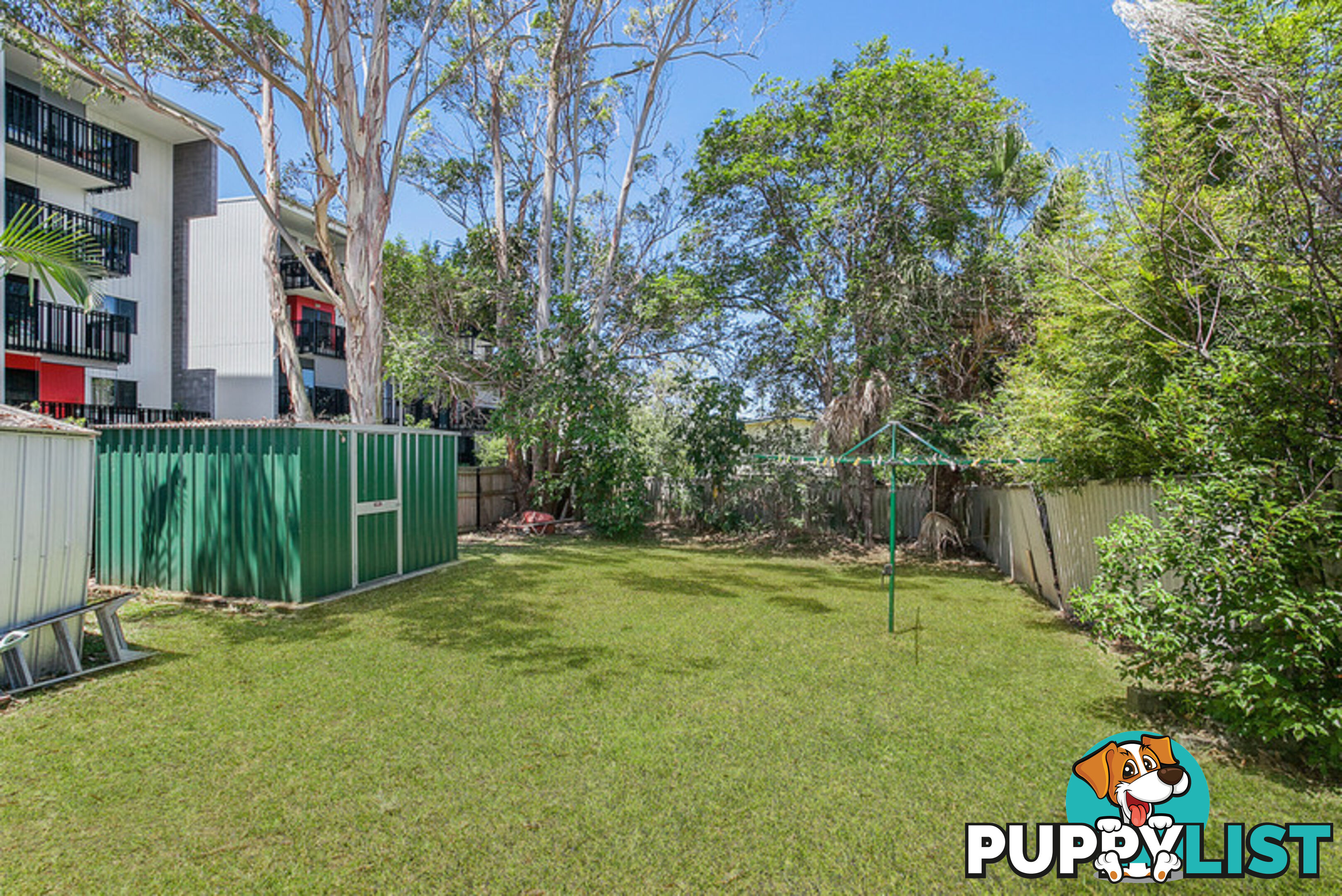 8 Railway Parade NERANG QLD 4211