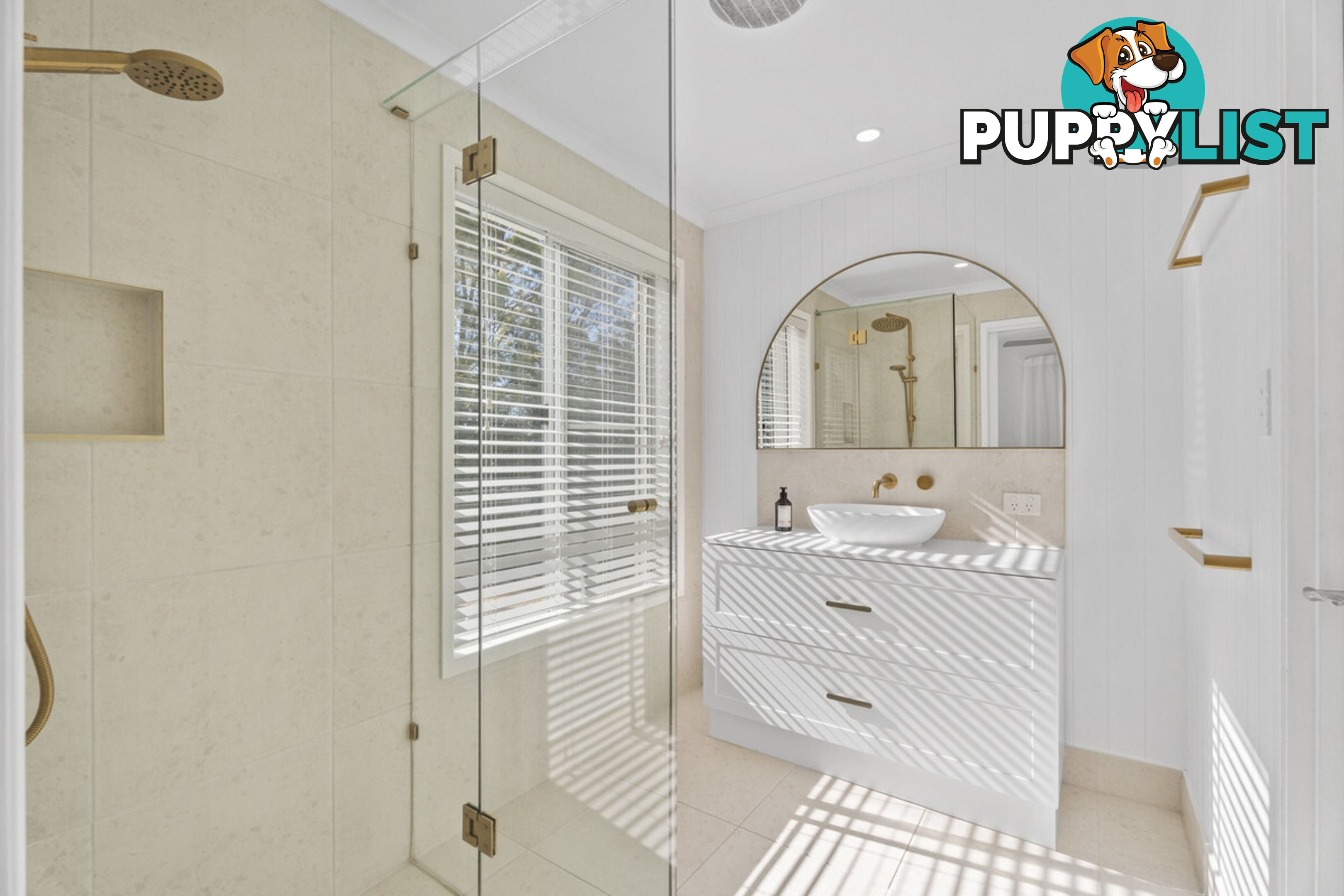 4 Remount Place CARRARA QLD 4211